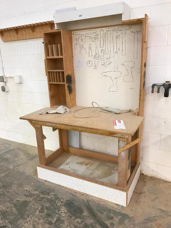 lot 186 image: Shop bench 54" x 29" x 35-12"...