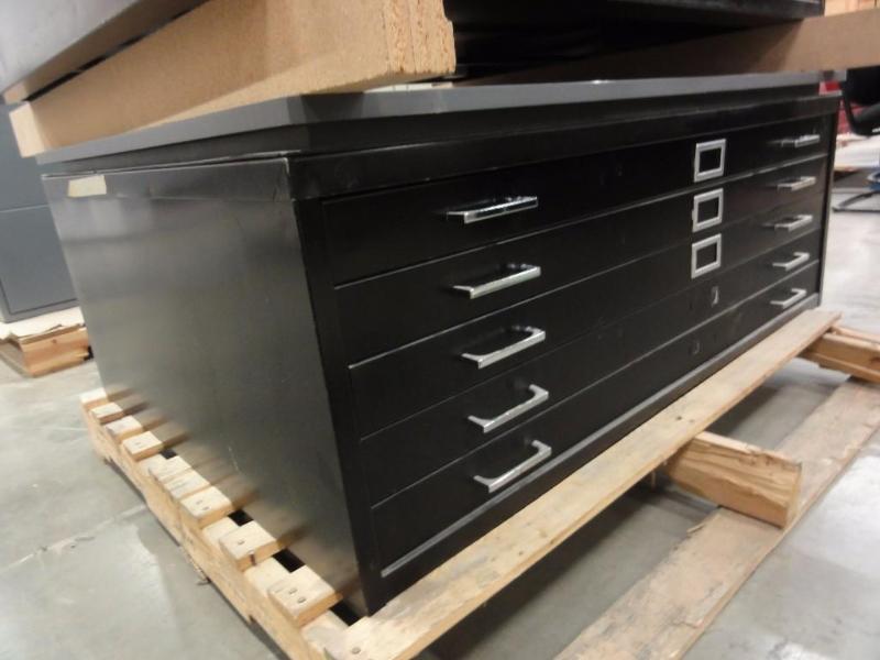 lot 51 image: Metal 5-Drawer Flat File Blueprint cabinet 46...