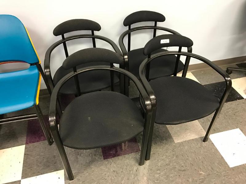 lot 75 image: (4) Loewenstein&nbspPadded office chairs...