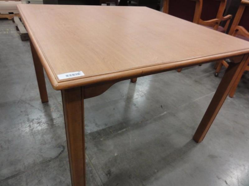 lot 82 image: Clean 41-12" square table with removabl...