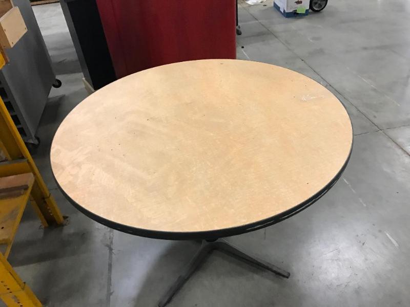 lot 8A image: 42 Round table with metal base...