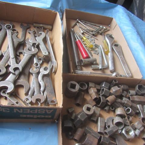 Wrenches, Sockets
