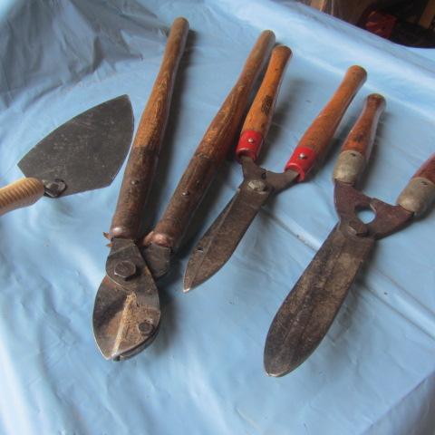 Pruning, Cutter