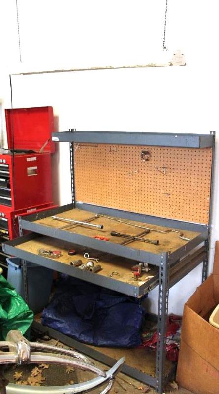 lot 109 image: Workbench (with shown tools on top and in dra...