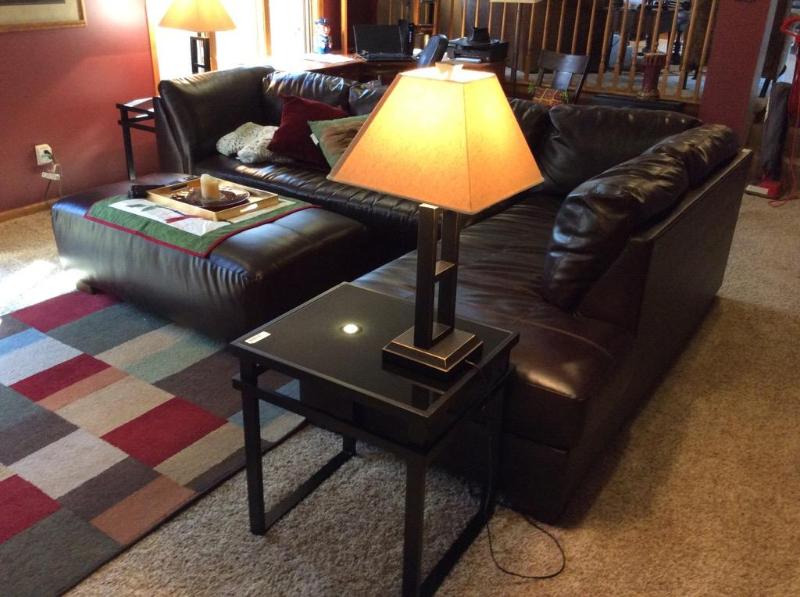 lot 26 image: 2 Modern glass side tables with matching lamp...