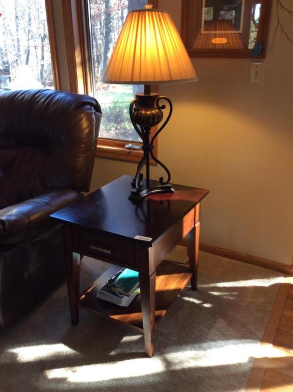 lot 51 image: Wood Side Table and Lamp