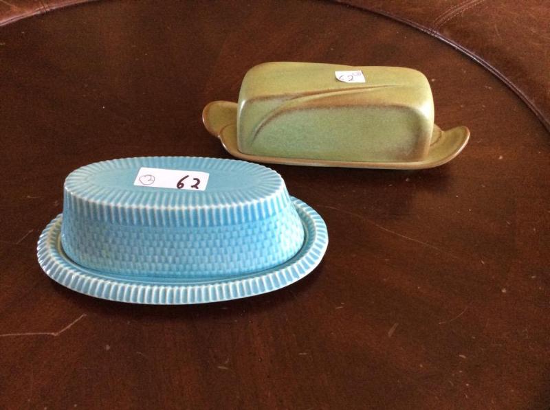 lot 62 image: 2 Collectible covered rectangular butter dish...