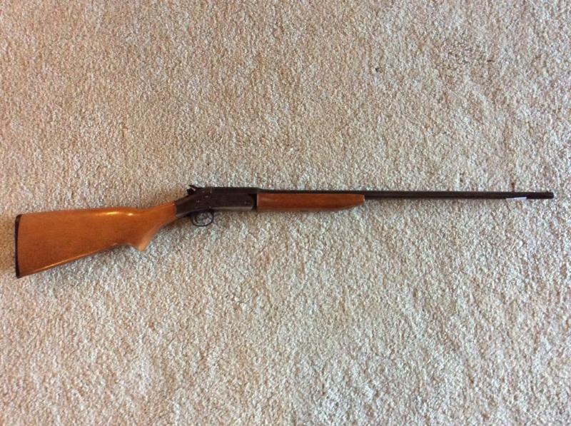 lot 6D image: Harrington & Richardson Topper Model 58 4...