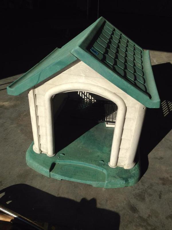 Dog house
