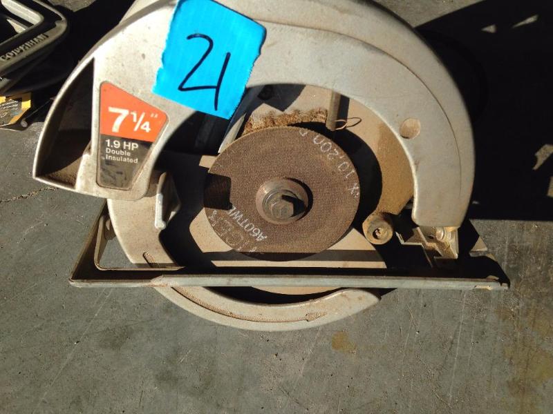7 12 circular saw with extra blade