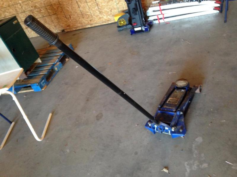 3 12 Ton Michelin Jack