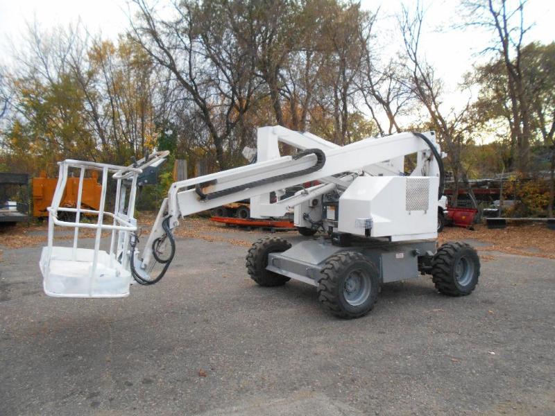 Terex TA50RT Articulating Boom Lift. 50.