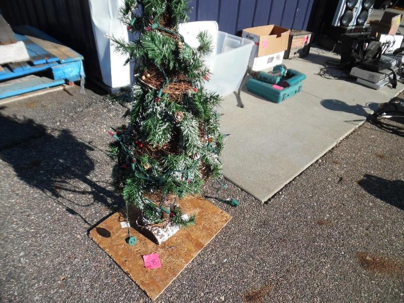 Decorative Christmas Tree