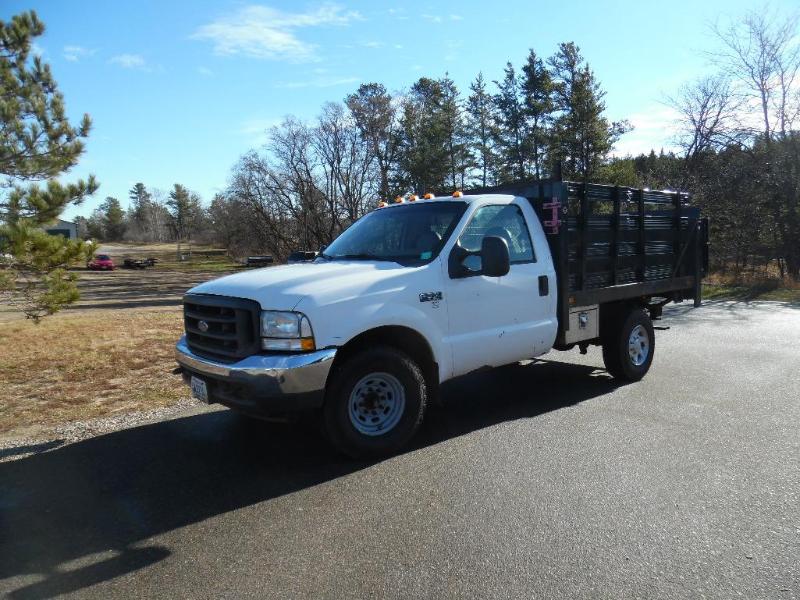 2003 Ford F350 W TOMMY GATE