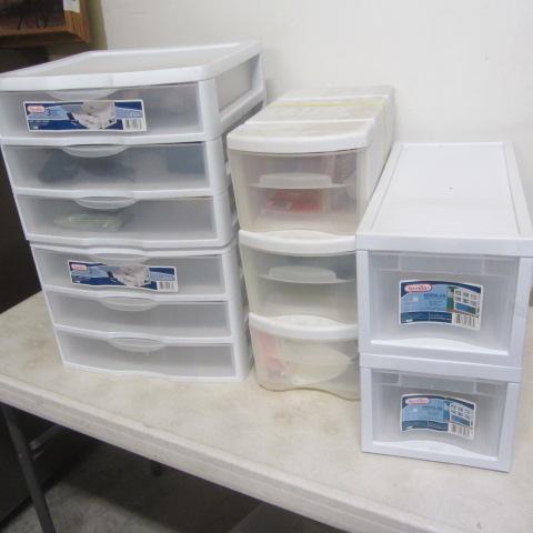 lot 175 image: Plastic Storage Drawers