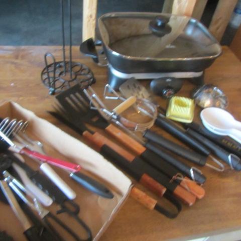lot 199 image: Fry Pan, BBQ Utensils