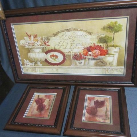 lot 50 image: Framed Art Set
