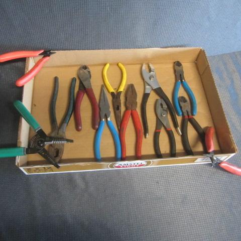 lot 60 image: Pliers, Wrenches, Wire Strippers