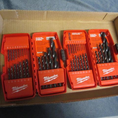 lot 64 image: Milwaukee Bit Sets