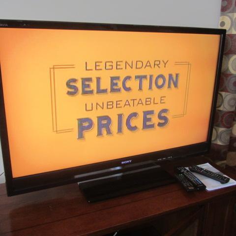 lot 8 image: Sony Bravia Flat Screen TV