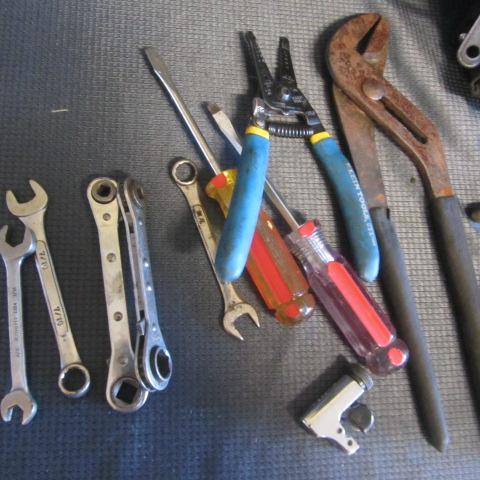 lot 83 image: Repairmans Tool Kit