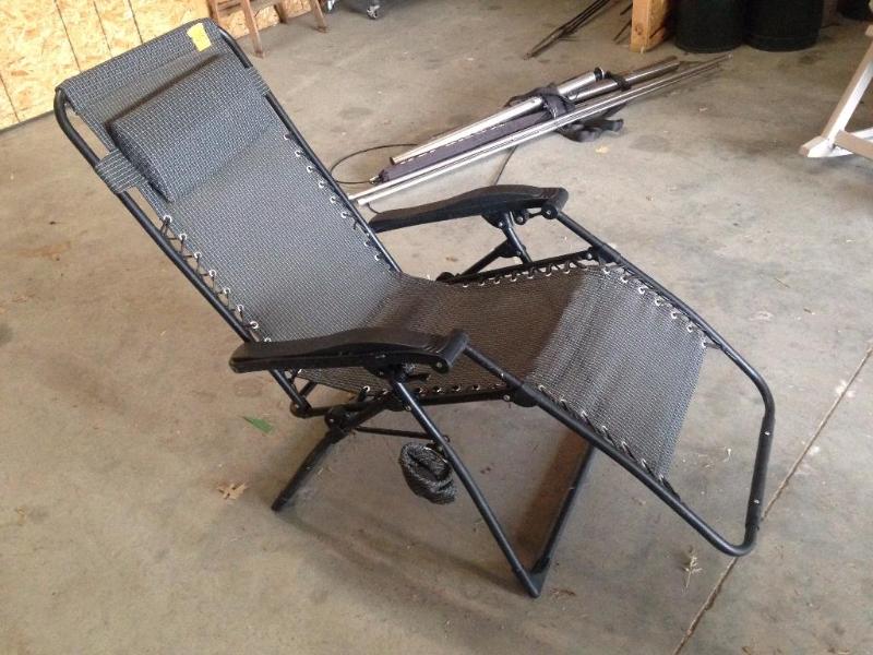lot 48 image: Zero Gravity Chair