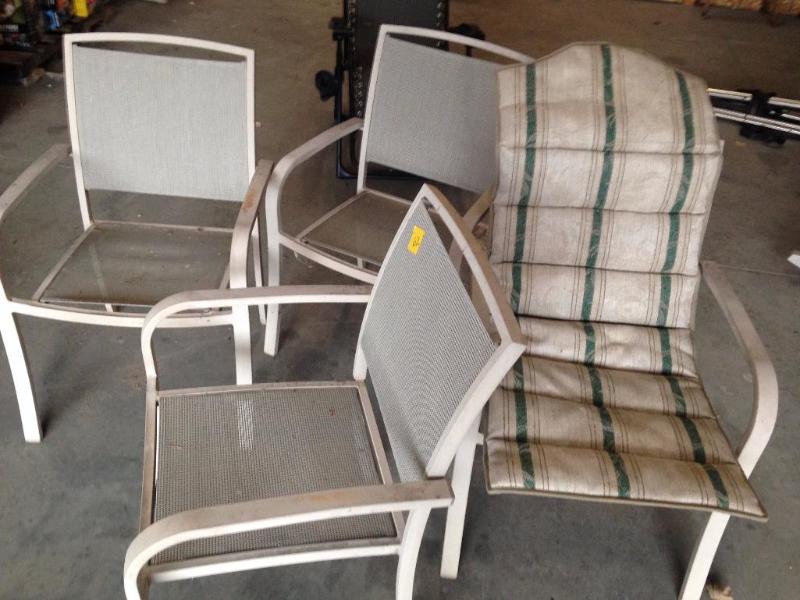 lot 62 image: Patio Chairs
