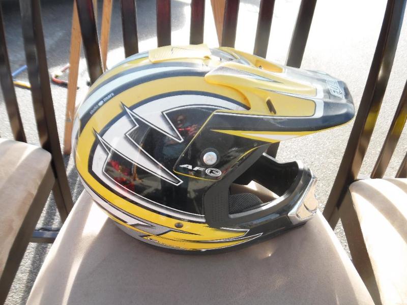 lot 7 image: Helmet