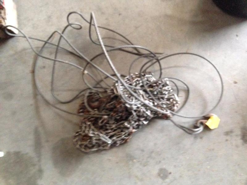 lot 79 image: Chains