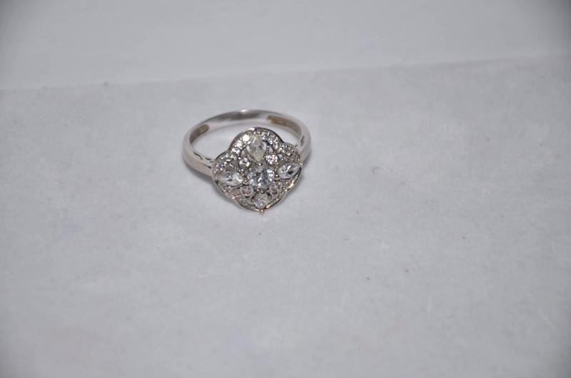 Stunning 14K White Gold Ring...