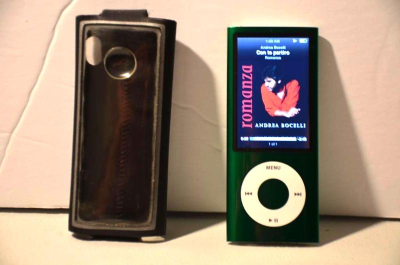 Green Ipod Nano Model MC040LL&nbsphas camera...
