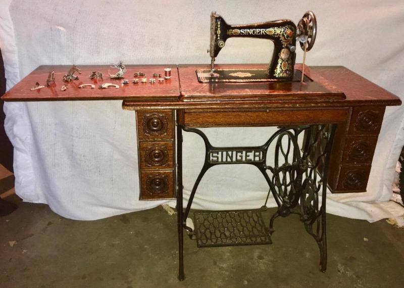 SINGER&nbspModel 66 Red Eye Most sought af...