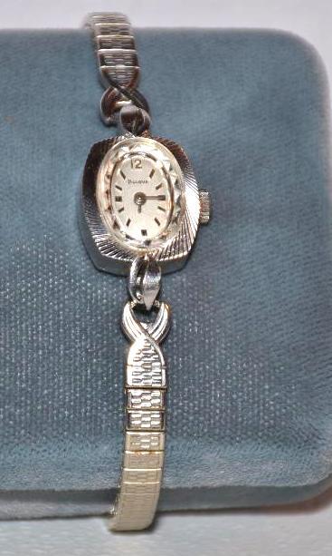 14K Gold Bulova Ladies Watch...