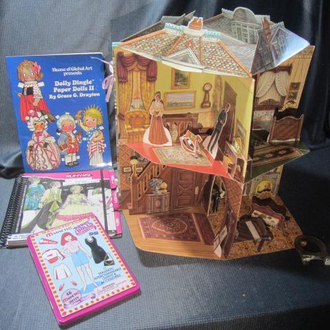 Victorian Doll House, Paper Dolls