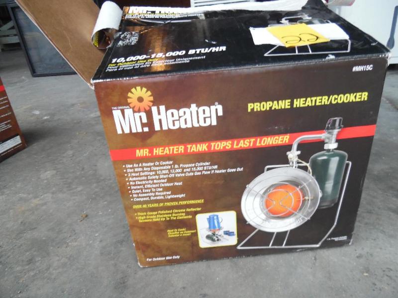 lot 22 image: Mr. Heater Propane Heater  Cooker