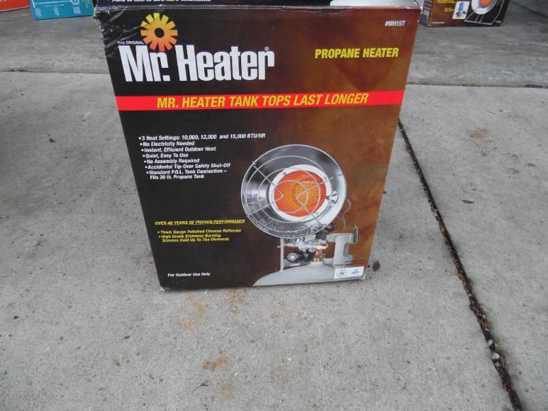 lot 29 image: Mr. Heater Propane Heater