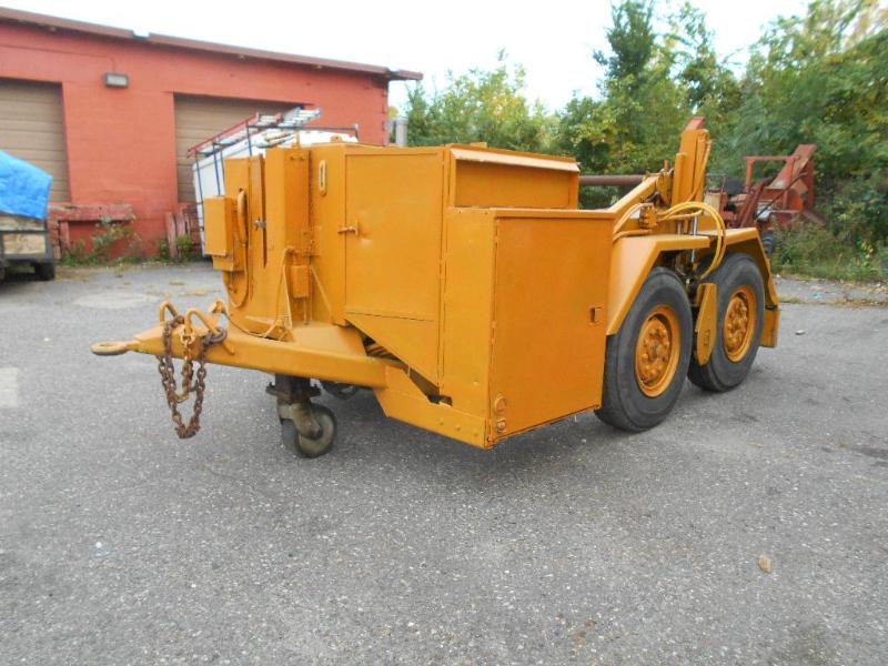 Truco PT-15-9 Wire Reel Trailer, Powered.