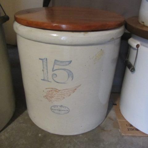 lot 10 image: Red Wing 15 Gallon Crock