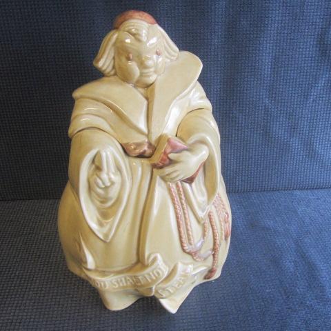 lot 38 image: Red Wing Friar Tuck Cookie Jar