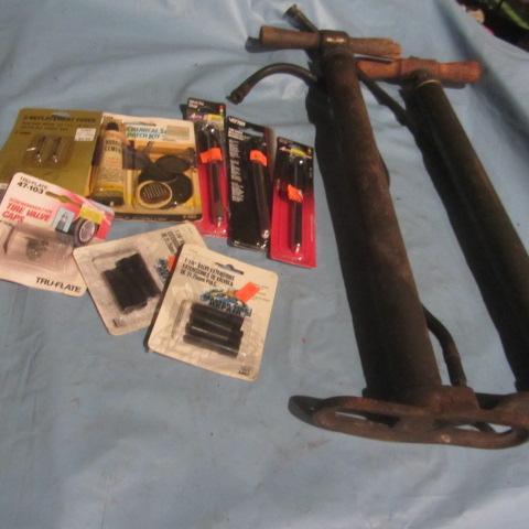 lot 124 image: Tire Pumps, Gauges