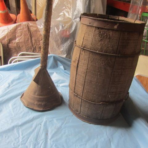 lot 14 image: Antique Clothes Washer, Nail Keg