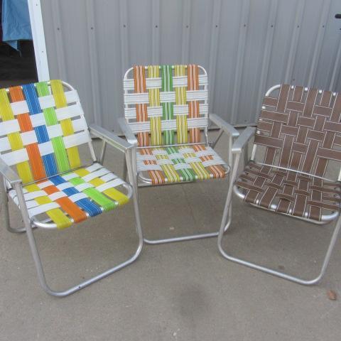 lot 30 image: Lawn Chairs