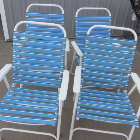 lot 31 image: Lawn Chairs