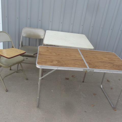 lot 32 image: Card Tables, Chairs