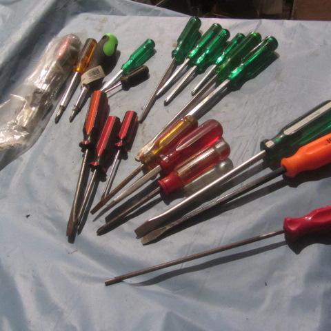 lot 88 image: Screwdrivers