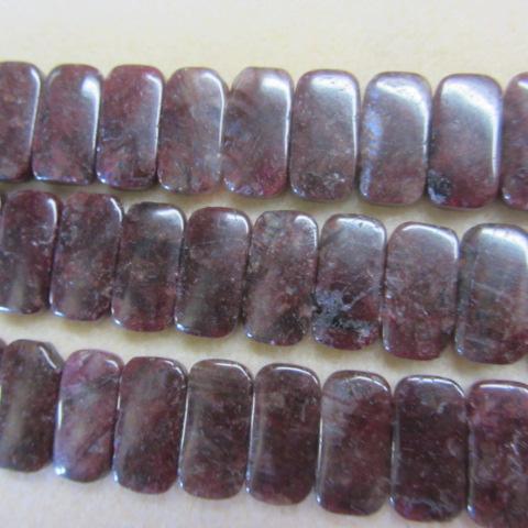 Fuchsia Labradorite