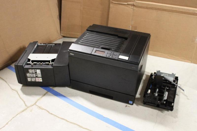 lot 2 image: Dell 5130cdn Color Laser Printer w 1000 Shee...