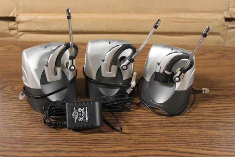 lot 52 image: (3) Plantronics C570 NC headsets w charging ...