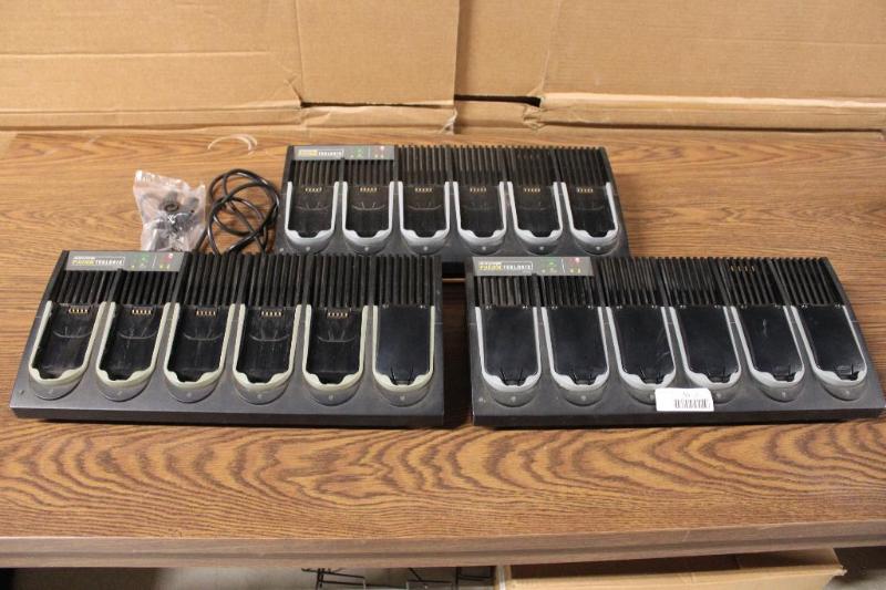 lot 55 image: (3) Psion Teklogix HU3006 Battery Charging St...