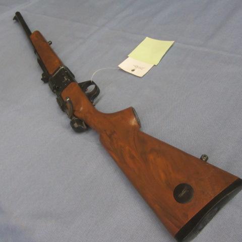 lot 115 image: Daisy 2202 Bolt 22LR